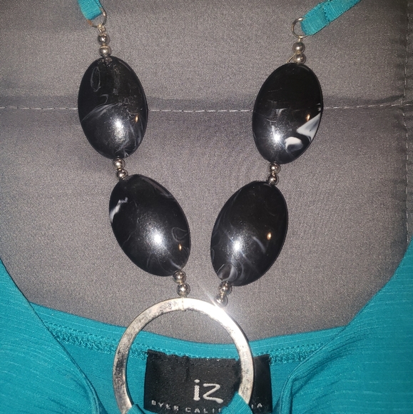 Iz tank/halter top - Picture 5 of 6